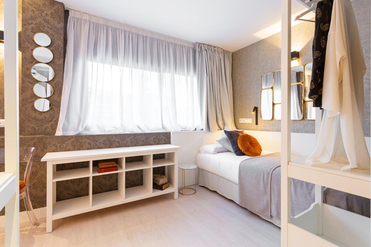 Fly Rooms Madrid Airport Εξωτερικό φωτογραφία